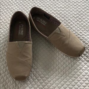 Bobs from Sketchers memory foam, never worn